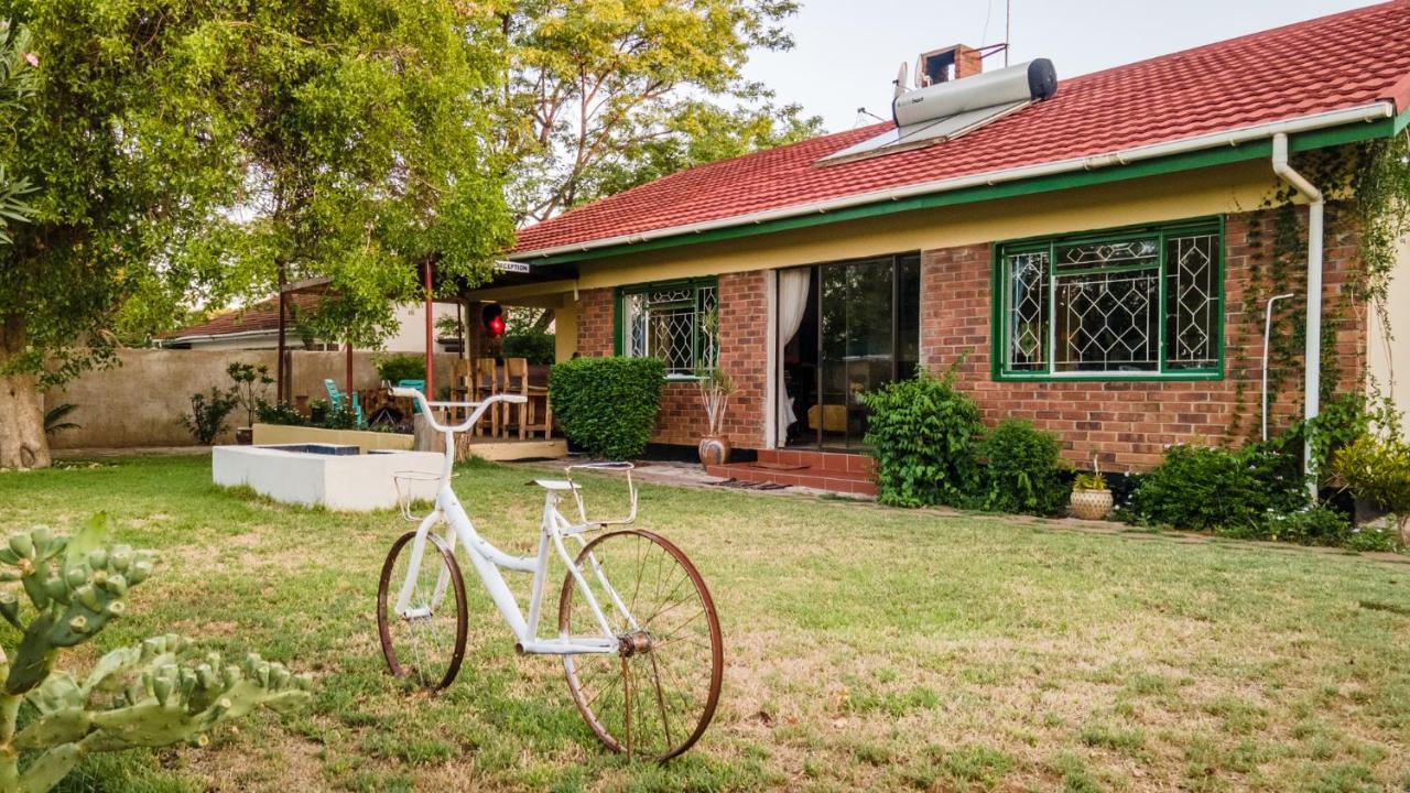 Birdville Bnb Guest House Gaborone Eksteriør bilde
